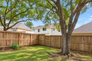 1503 Pine Ridge Ln, Pearland, TX 77581 - Photo 16