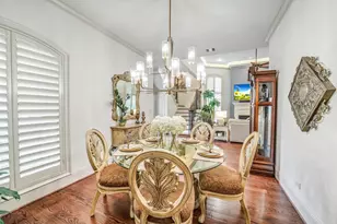 18 Windsor Ct, Houston, TX 77055 - Photo 16