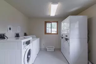 1108 NE Rose St, Phoenix, OR 97535 - Photo 10