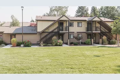 1108 NE Rose St #50, Phoenix, OR 97535 - Photo 4