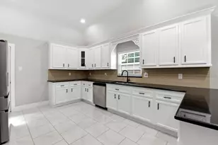 9319 Spaulding St, Houston, TX 77016 - Photo 12