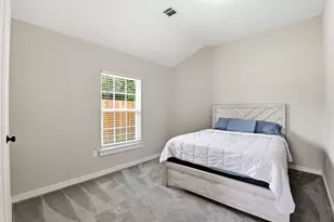 9319 Spaulding St, Houston, TX 77016 - Photo 28