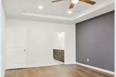 527 Autumn Lane, Livingston, TX 77351 - Photo 14