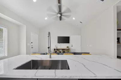 711 Rosedale Street, La Marque, TX 77568 - Photo 6