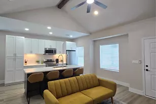 711 Rosedale St, La Marque, TX 77568 - Photo 4