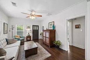 1008 Fugate St, Houston, TX 77009 - Photo 2