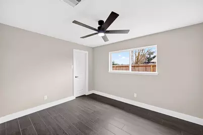 12303 Shelwick Drive, Houston, TX 77031 - Photo 18