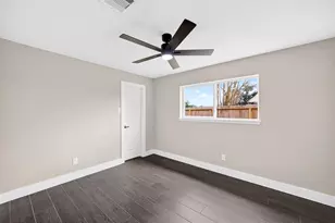 12303 Shelwick Dr, Houston, TX 77031 - Photo 18