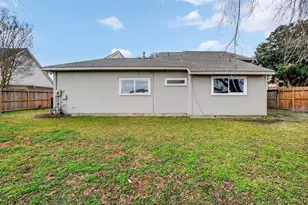 12303 Shelwick Dr, Houston, TX 77031 - Photo 24