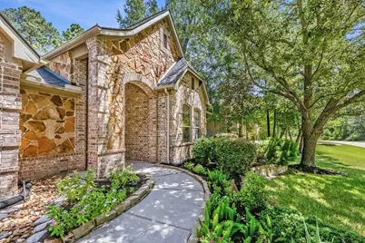 13120 Autumn Ash Drive, Conroe, TX 77302 - Photo 4