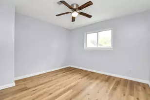 17903 Nanes Dr, Houston, TX 77090 - Photo 40