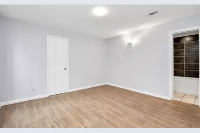 17903 Nanes Drive, Houston, TX 77090 - Photo 32
