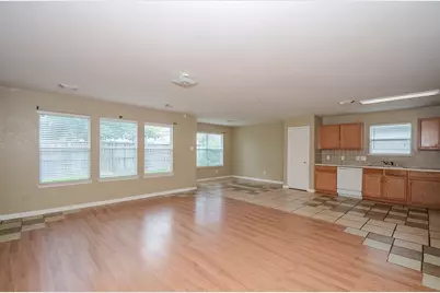11711 Wainscot Court, Houston, TX 77038 - Photo 8