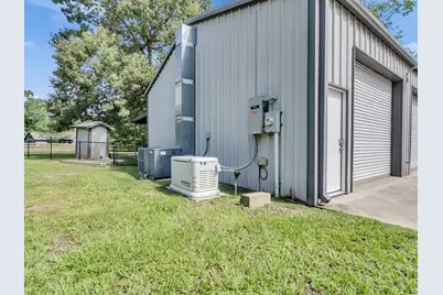 9644 Fosters Bend, Cleveland, TX 77328 - Photo 18