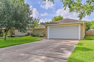 1113 N Heron Dr, Seabrook, TX 77586 - Photo 2