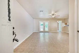 1113 N Heron Dr, Seabrook, TX 77586 - Photo 4