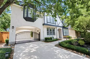 18 Doeskin Pl, The Woodlands, TX 77382 - Photo 4