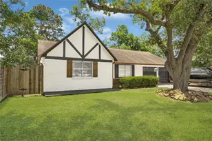 4815 Casemont Dr, Spring, TX 77388 - Photo 2