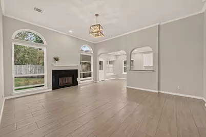 5015 Cottonglen Court, Houston, TX 77041 - Photo 12