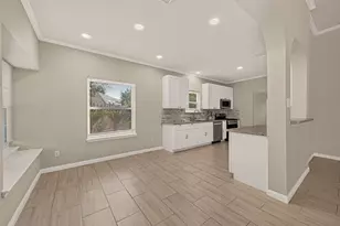 5015 Cottonglen Ct, Houston, TX 77041 - Photo 14