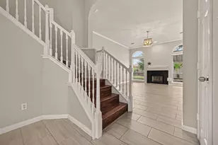 5015 Cottonglen Ct, Houston, TX 77041 - Photo 2