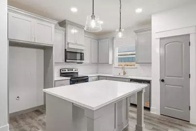 203 Lock Lane, Bryan, TX 77803 - Photo 2