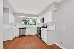 4106 Woodshire St, Houston, TX 77025 - Photo 18