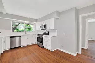4106 Woodshire St, Houston, TX 77025 - Photo 20
