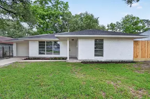 4106 Woodshire St, Houston, TX 77025 - Photo 1