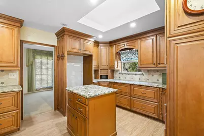 1101 Clark Street, Yoakum, TX 77995 - Photo 10