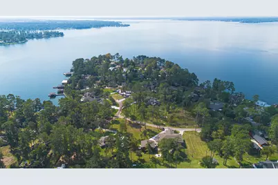 14464 Charred Oaks Drive, Willis, TX 77318 - Photo 30