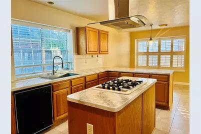 8815 Crazy Horse Trail, Houston, TX 77064 - Photo 4