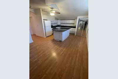 2110 Chenevert Street #8, Houston, TX 77003 - Photo 4