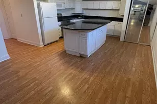 2110 Chenevert St, Houston, TX 77003 - Photo 4