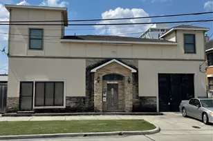 2110 Chenevert St, Houston, TX 77003 - Photo 1