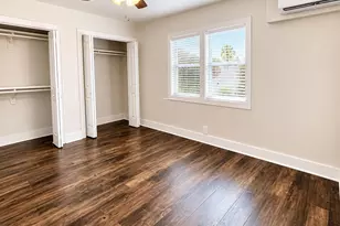 1624 Sealy, Galveston, TX 77550 - Photo 4