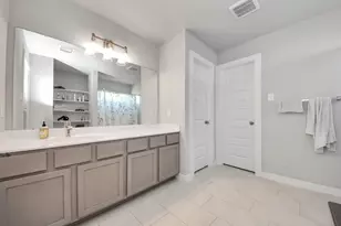 14619 Olive Sparrow Ln, Houston, TX 77049 - Photo 24