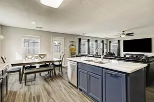 303 Mantova Dr, Houston, TX 77073 - Photo 36