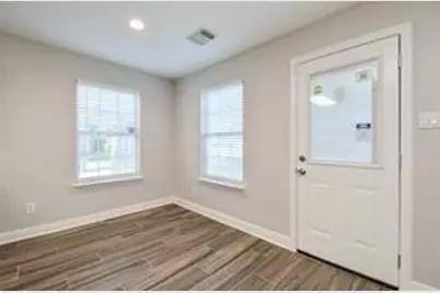 303 Mantova Drive, Houston, TX 77073 - Photo 10