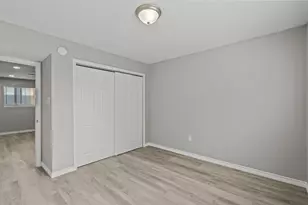 911 Avenue K, Galveston, TX 77550 - Photo 8