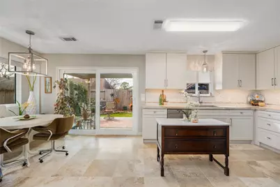 16910 Dusty Mill Drive W, Sugar Land, TX 77498 - Photo 8