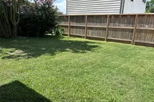 1012 Joyce St, Houston, TX 77009 - Photo 42