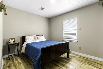 129 Second Avenue, Onalaska, TX 77360 - Photo 24