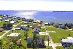 129 2nd Ave, Onalaska, TX 77360 - Photo 32