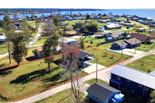 129 2nd Ave, Onalaska, TX 77360 - Photo 2