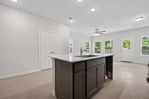 9020 Madera Rd, Houston, TX 77078 - Photo 8