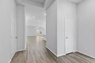 2219 Villa Bella Ln, Friendswood, TX 77546 - Photo 4