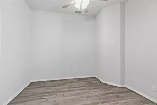 2219 Villa Bella Ln, Friendswood, TX 77546 - Photo 20