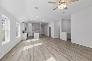 2219 Villa Bella Ln, Friendswood, TX 77546 - Photo 18