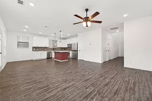 5122 Emma Forest St, Houston, TX 77018 - Photo 10